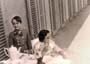 mama06-kind-balkon