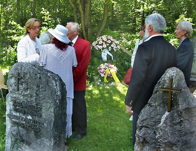 mama-memorial 016