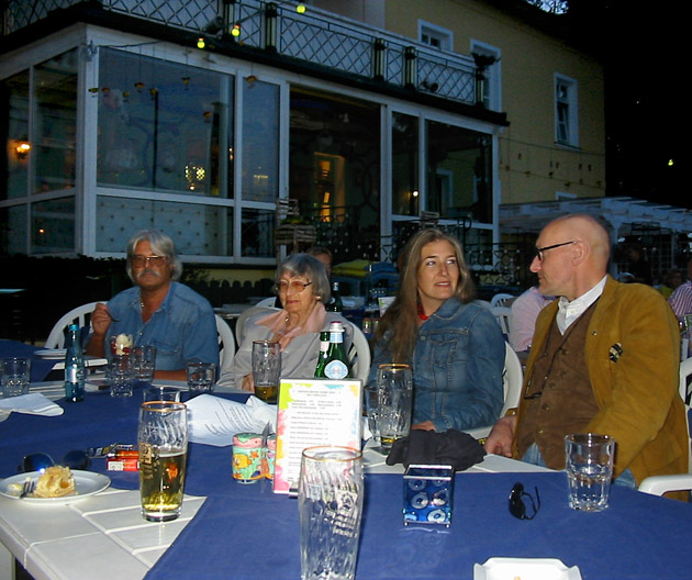 mama-memorial 052